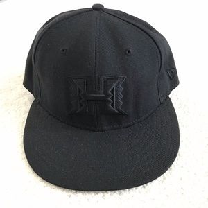 New Era Hawaii Rainbow Warriors Blackout Cap Hat